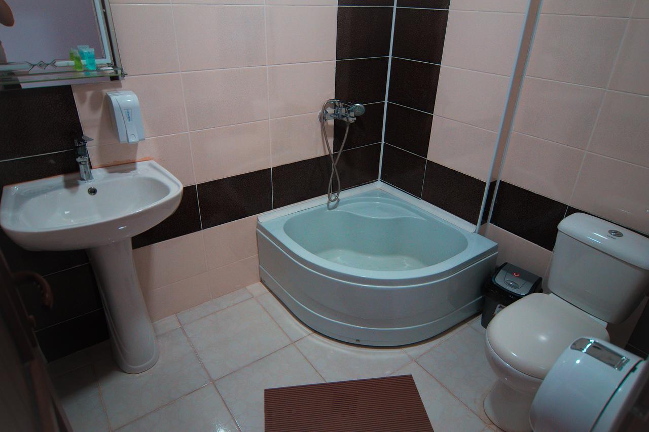 Hotel Tsiskari 泰拉维 外观 照片